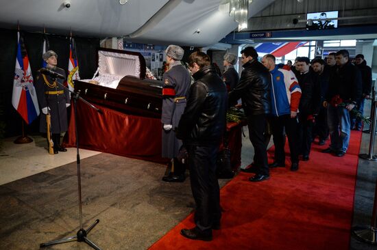 Paying last respects to ice hockey player Sergei Gimayev