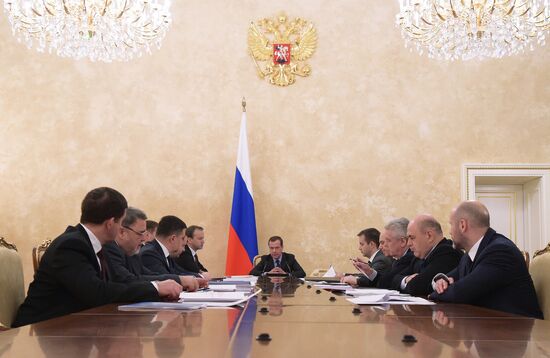 Prime Minister Medvedev holds meeting on cloud computing state infrastructure