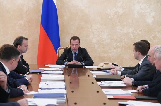 Prime Minister Medvedev holds meeting on cloud computing state infrastructure