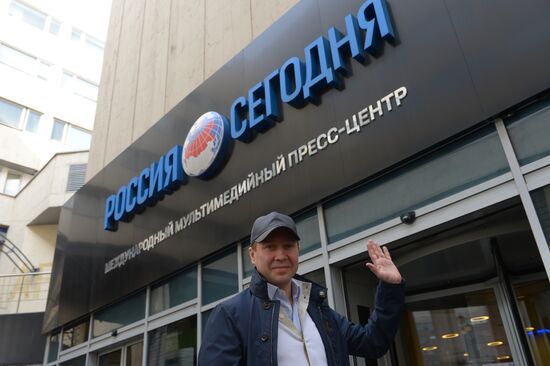 Interview with Yevgeny Mironov and Timur Bekmambetov