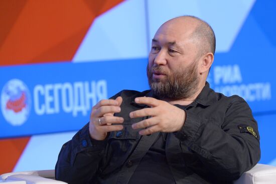 Interview with Yevgeny Mironov and Timur Bekmambetov