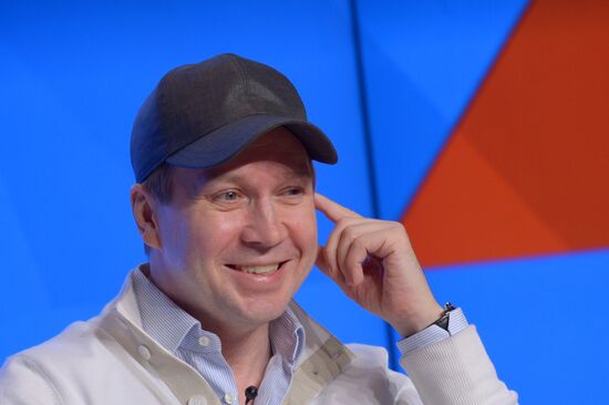 Interview with Yevgeny Mironov and Timur Bekmambetov