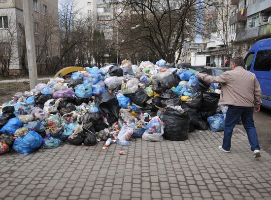 Domestic waste disposal in Lviv