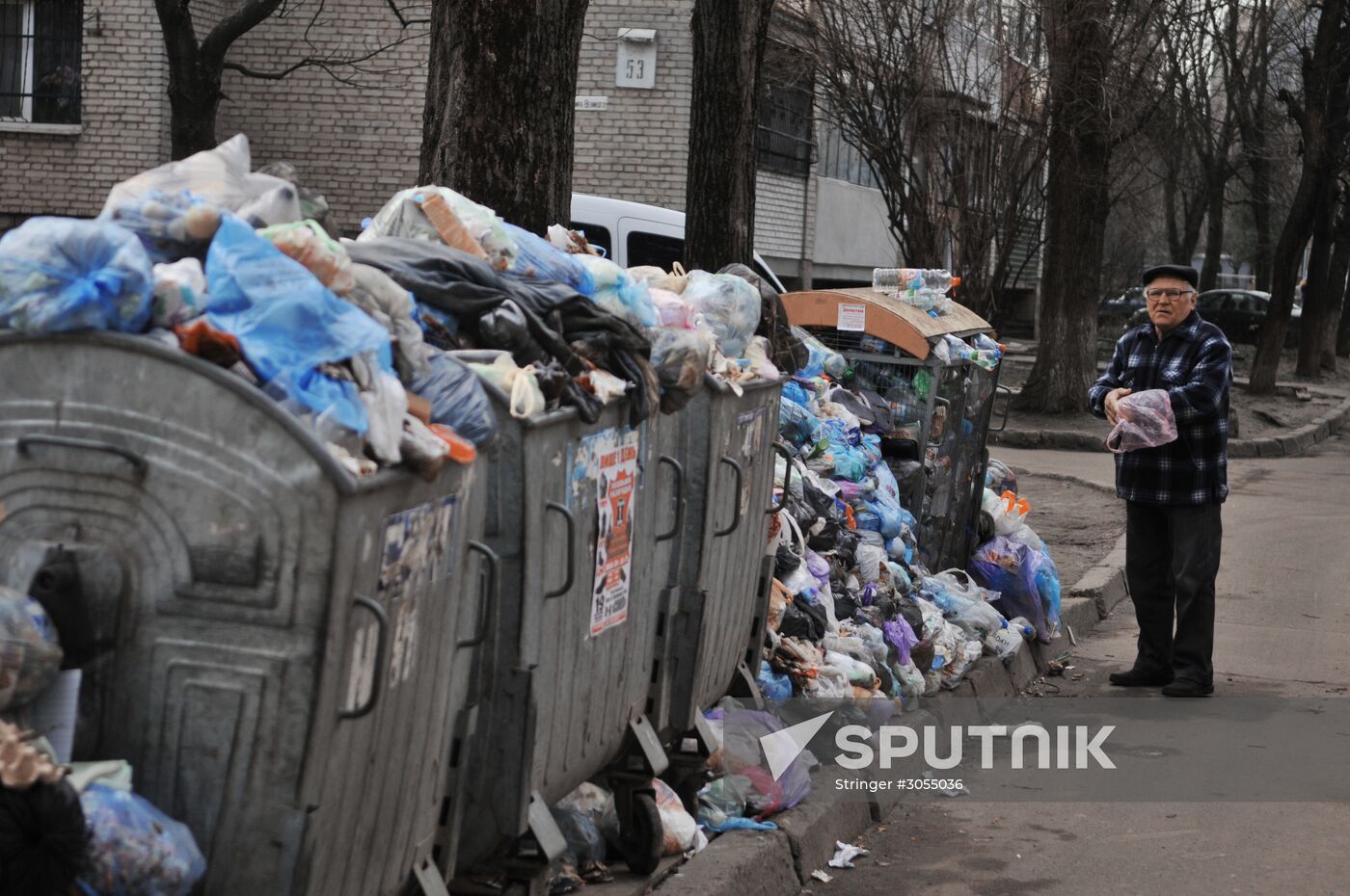 Domestic waste disposal in Lviv