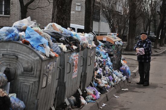 Domestic waste disposal in Lviv