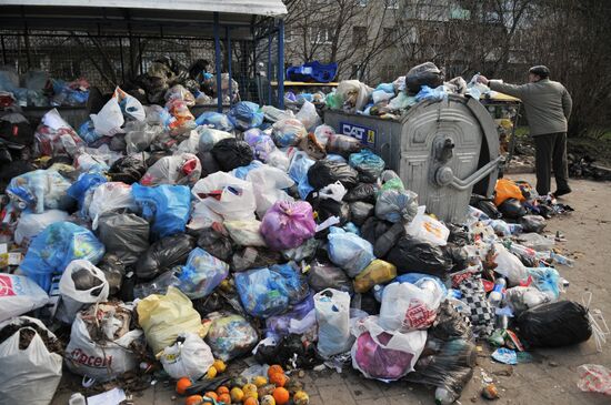 Domestic waste disposal in Lviv