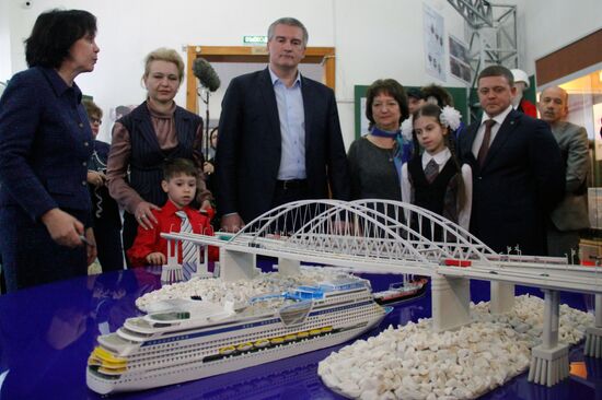 'Crimean Bridge. A fantastic reality' exhibition in Kerch