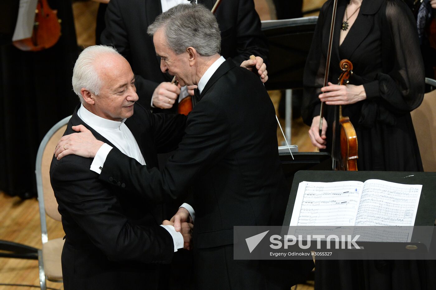 Bernard Arnault takes part in All Time Masterpieces concert