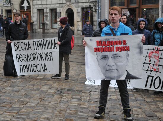 Rally demanding to solve the problem of waste disposal in Lviv
