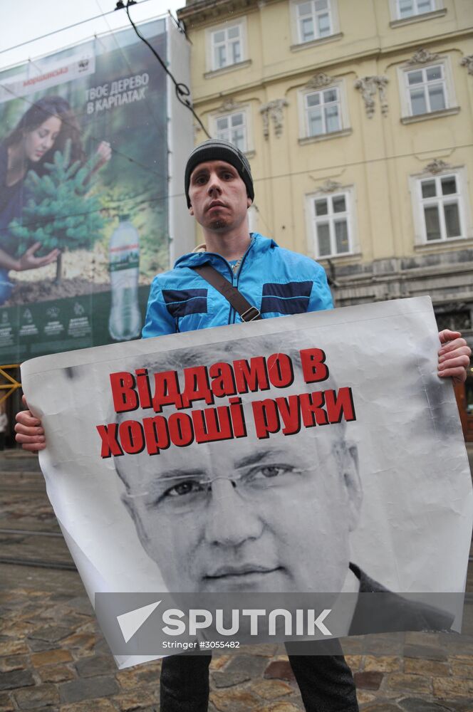 Rally demanding to solve the problem of waste disposal in Lviv