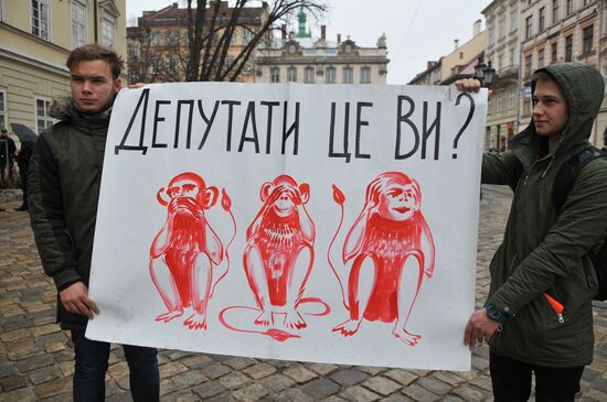 Rally demanding to solve the problem of waste disposal in Lviv