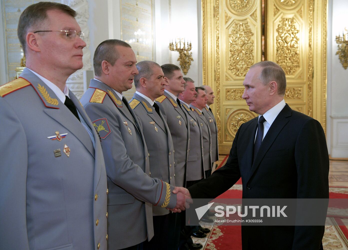 Ceremony presenting to Vladimir Putin officers appointed to senior command posts