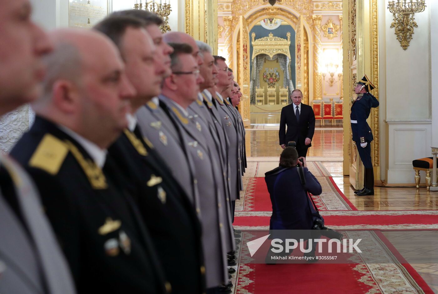 Russian President Vladimir Putin meets with senior officers awarded top special military ranks