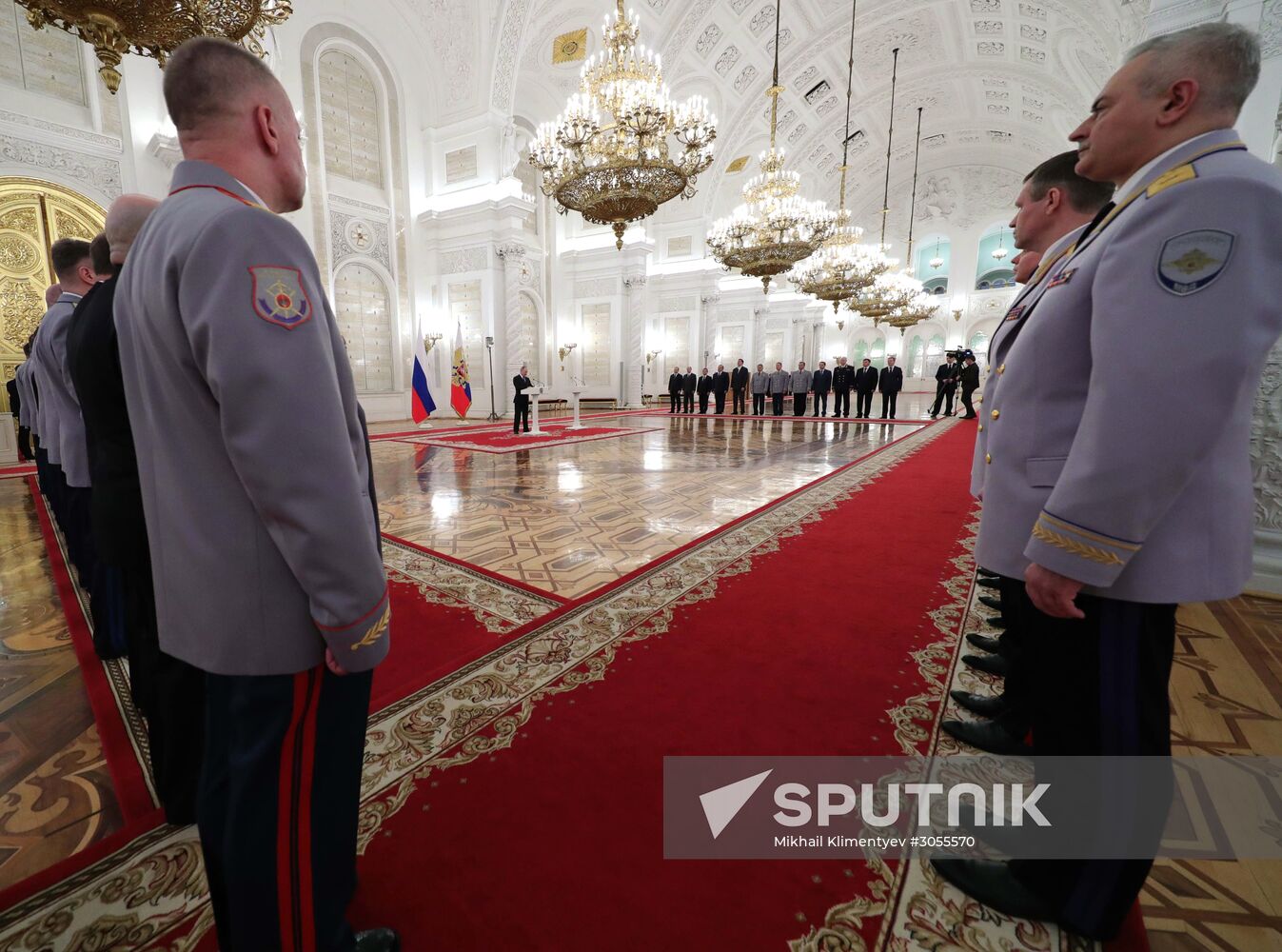 Russian President Vladimir Putin meets with senior officers awarded top special military ranks