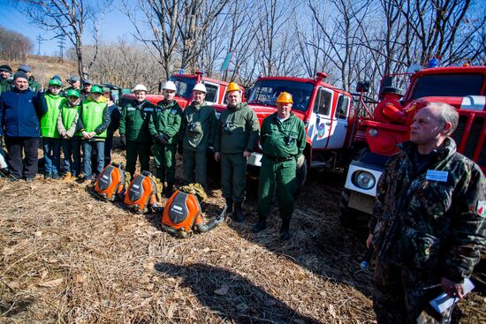 Forest fire fighting training in Primorsky Krai
