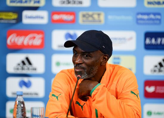 Côte d’Ivoire national football team holds training session