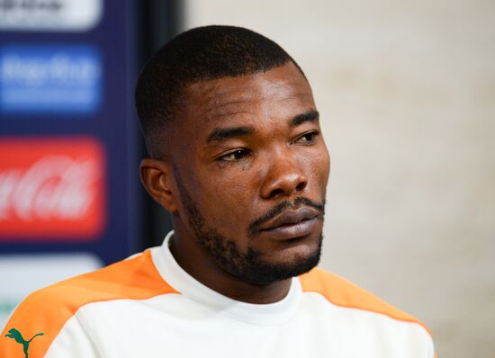 Côte d’Ivoire national football team holds training session