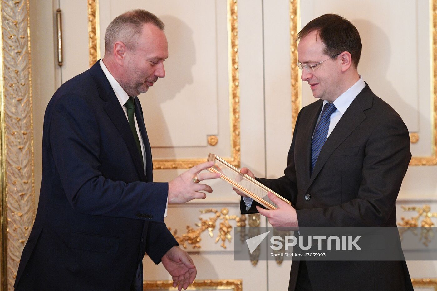 Ceremony to present state and ministerial awards to culture and art workers