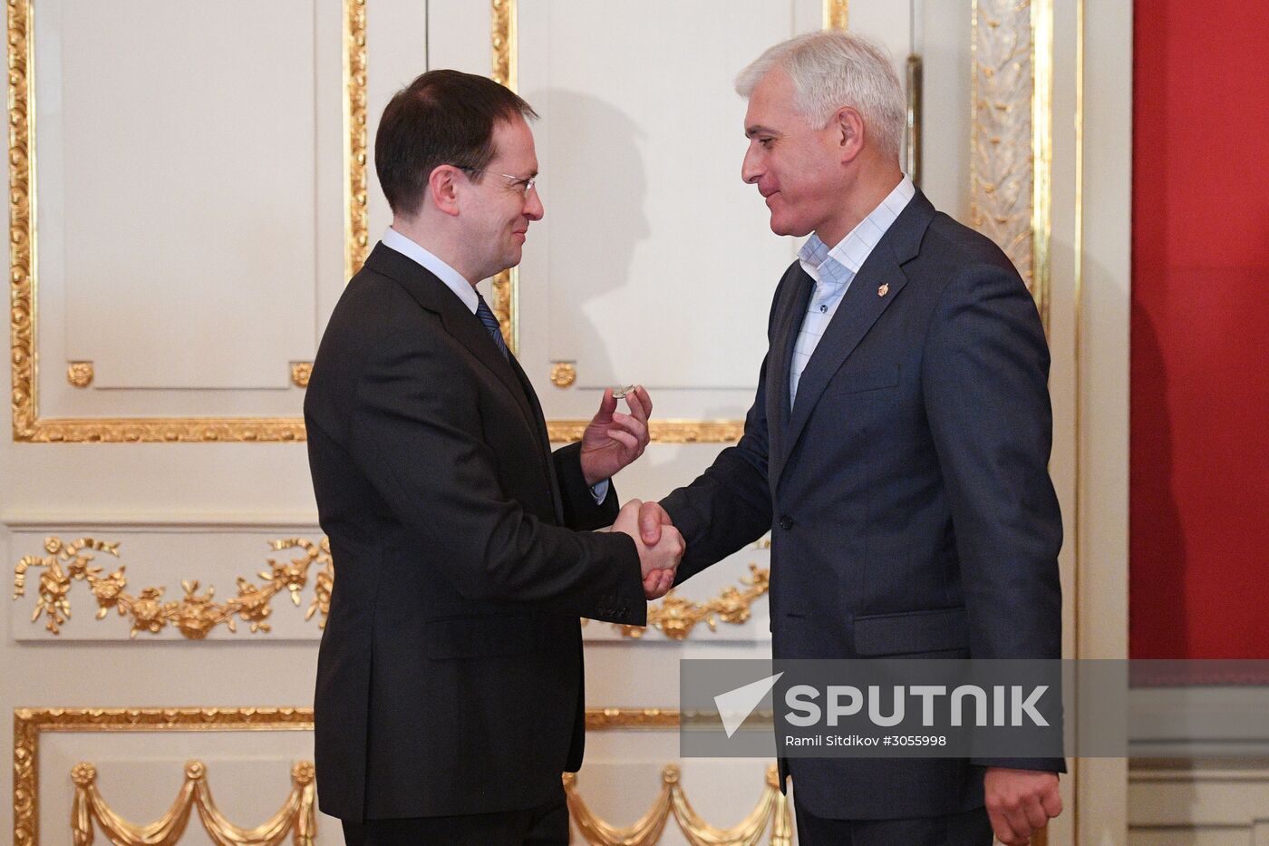 Ceremony to present state and ministerial awards to culture and art workers