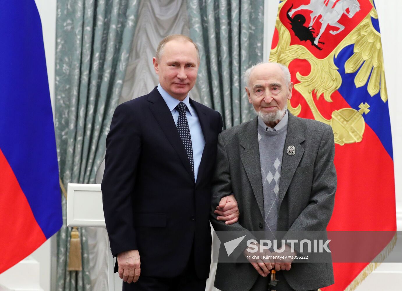 President Vladimir Putin distributes 2016 presidential awards for art for children and young people