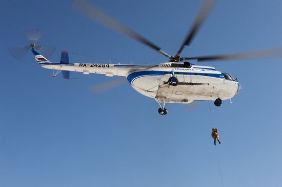 Drill of Novosibirsk air base's parachute fire service members