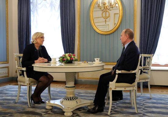 President Vladimir Putin meets with French presidential candidate Marine Le Pen