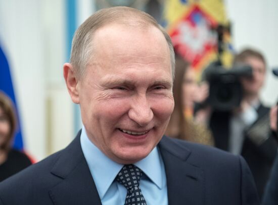 President Vladimir Putin distributes 2016 presidential awards for art for children and young people