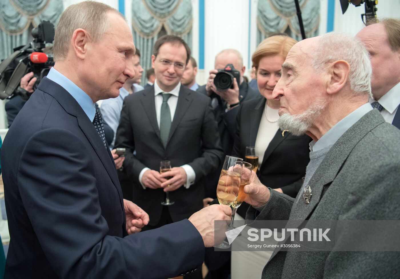 President Vladimir Putin distributes 2016 presidential awards for art for children and young people