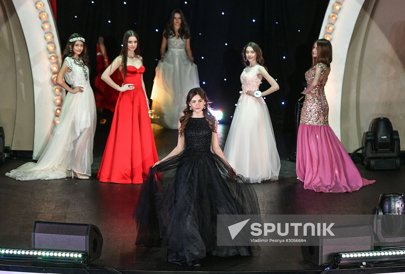 2017 Young Russian Beauty pageant final