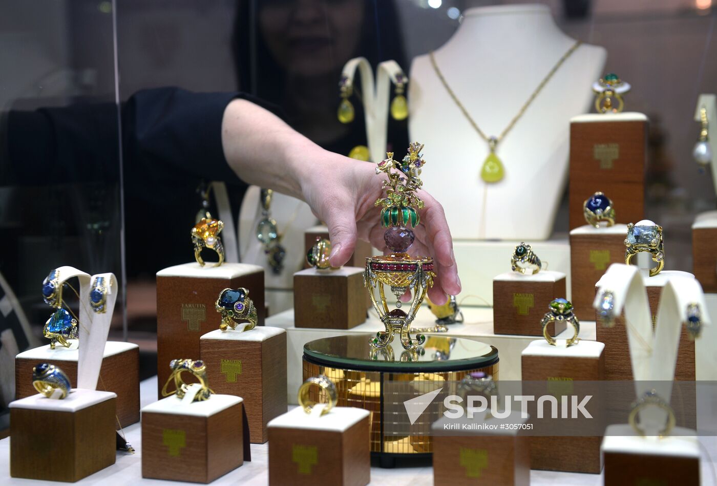 Russian Antique Salon