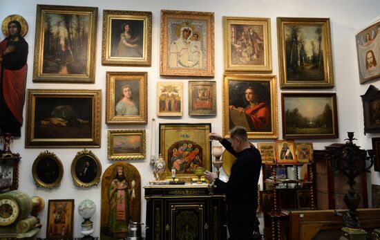 42th Russian Antique Salon