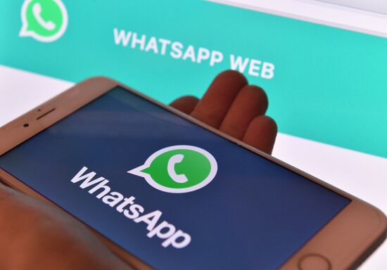 WhatsApp messenger