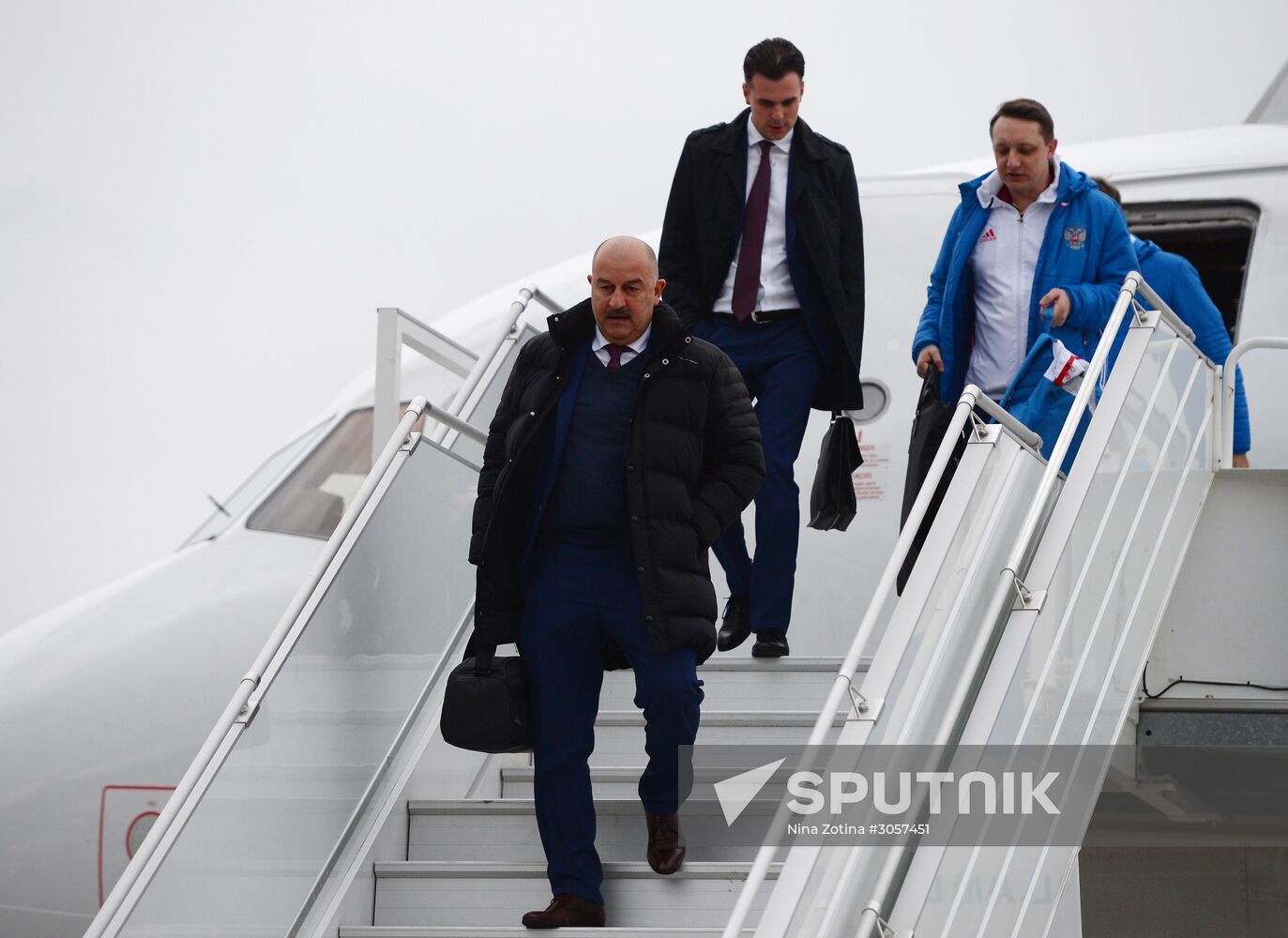 Russian national football team arrives in Sochi