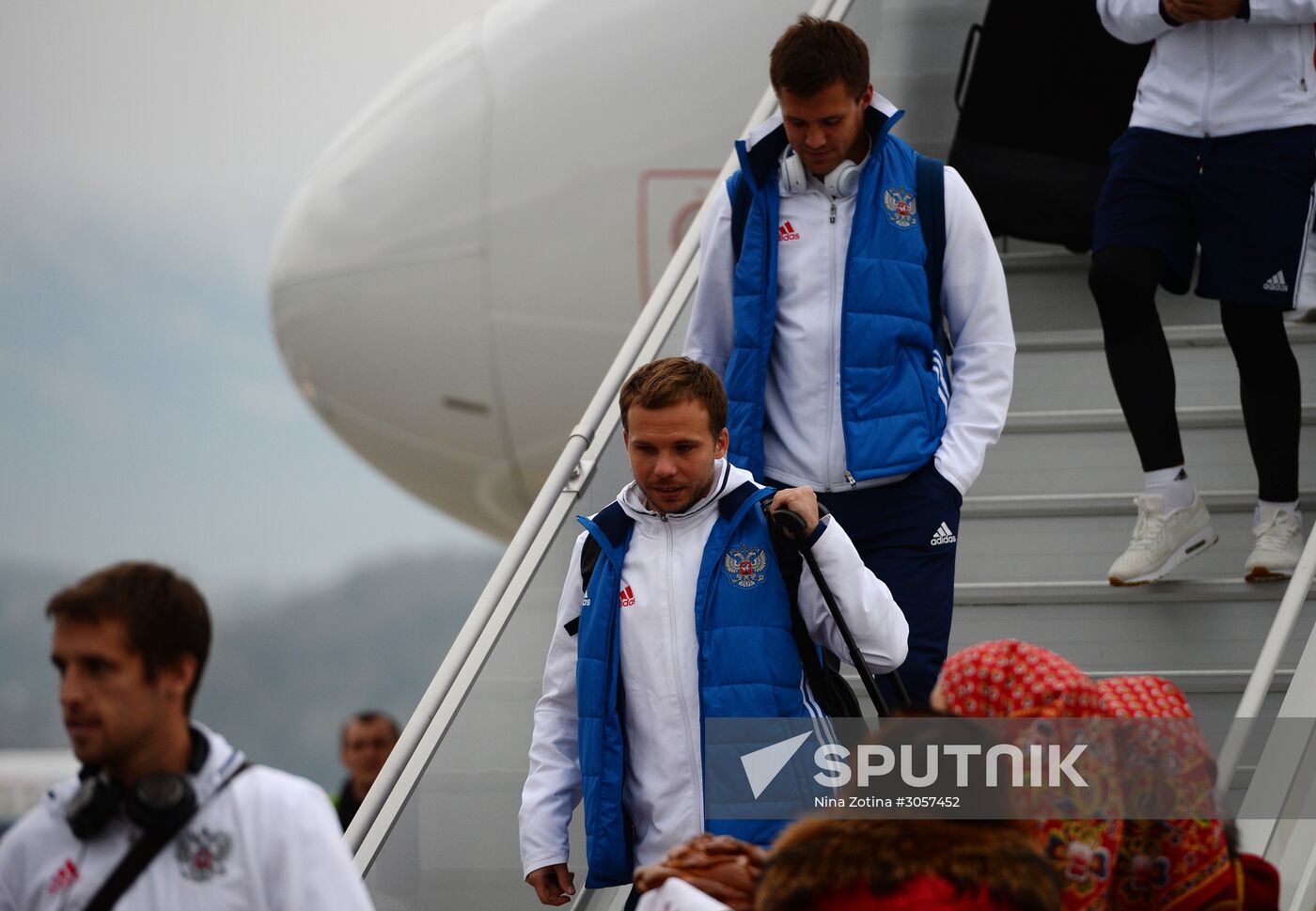 Russian national football team arrives in Sochi