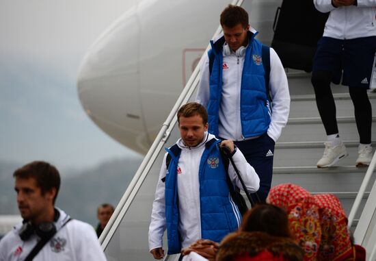 Russian national football team arrives in Sochi