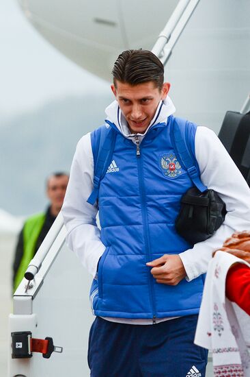 Russian national football team arrives in Sochi