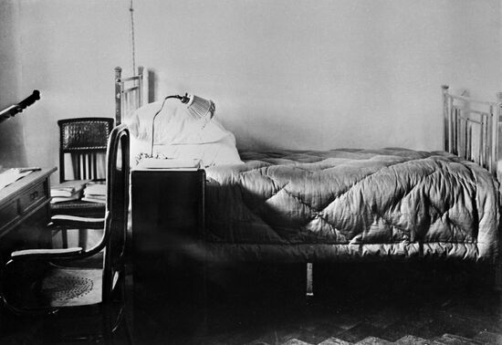Lenin's room