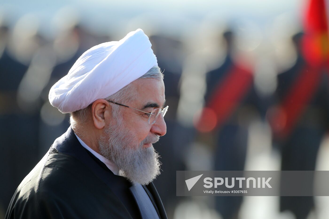 Iranian President Hassan Rouhani arrives in Moscow