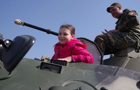 Russia's regional events dedicated to first anniversary of Russian National Guard Troops Service