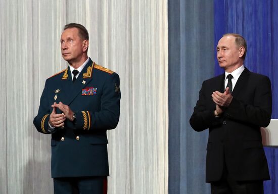 President Putin attends gala evening marking Russian National Guard Day