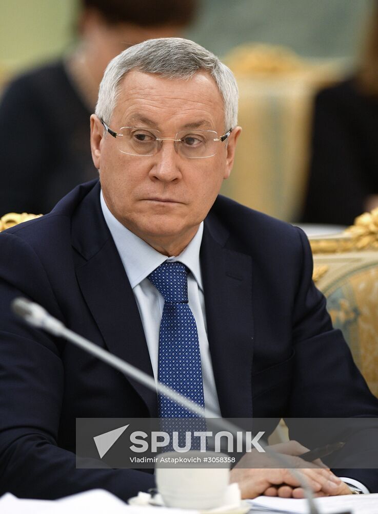 Prosecutor-General Yury Chaika meets with Russian Civic Chamber members
