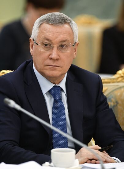 Prosecutor-General Yury Chaika meets with Russian Civic Chamber members