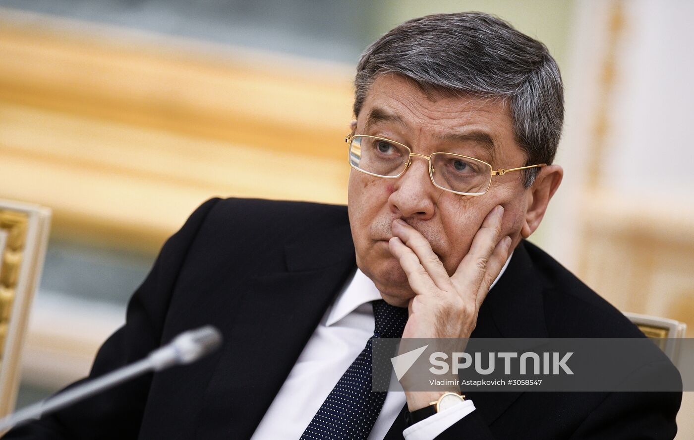Prosecutor-General Yury Chaika meets with Russian Civic Chamber members