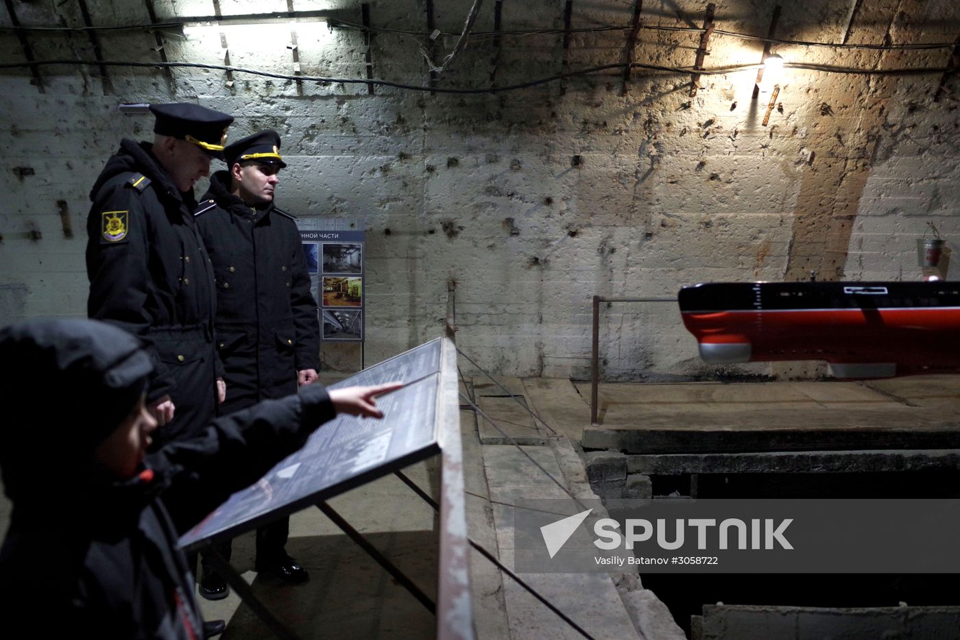 Opening of exhibition to mark 50th anniversary of 14th submarine division in Sevastopol
