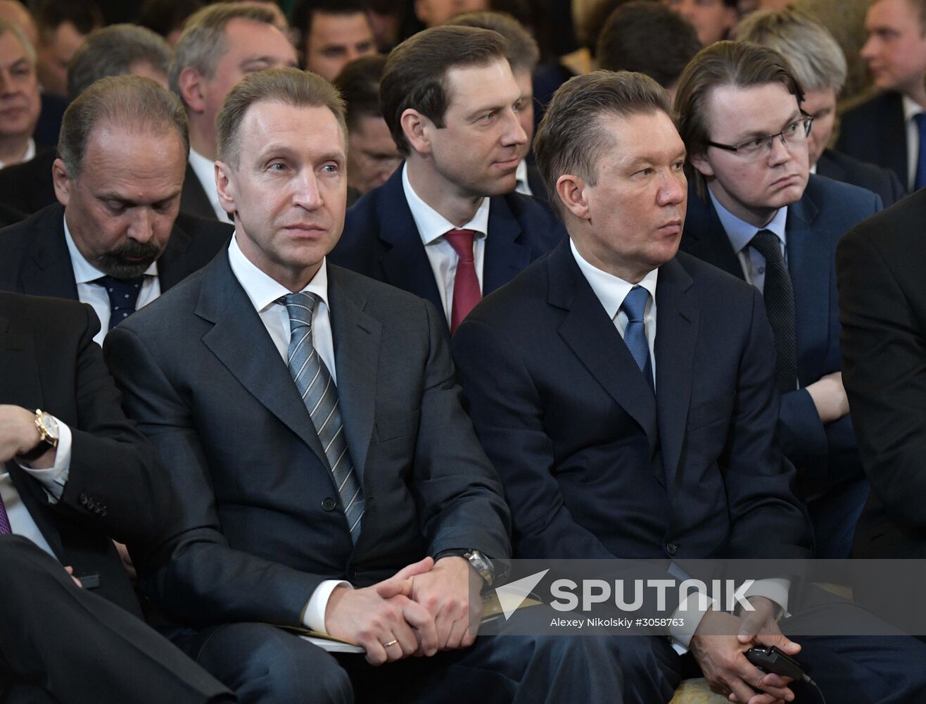 Vladimir Putin meets with Iranian President Hassan Rouhani