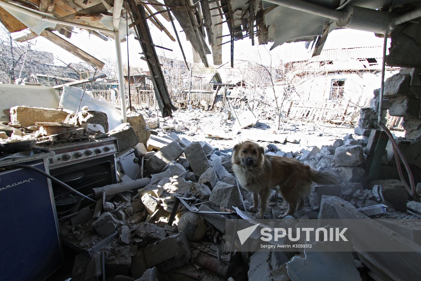 Donetsk shelling aftermath