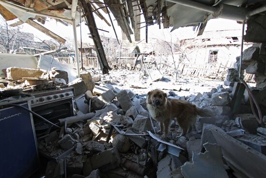 Donetsk shelling aftermath