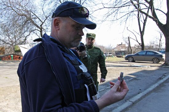 Donetsk shelling aftermath