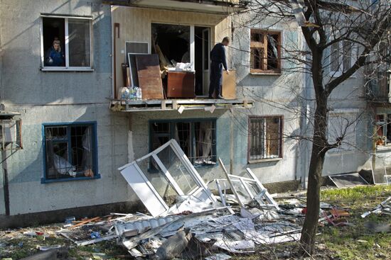 Donetsk shelling aftermath