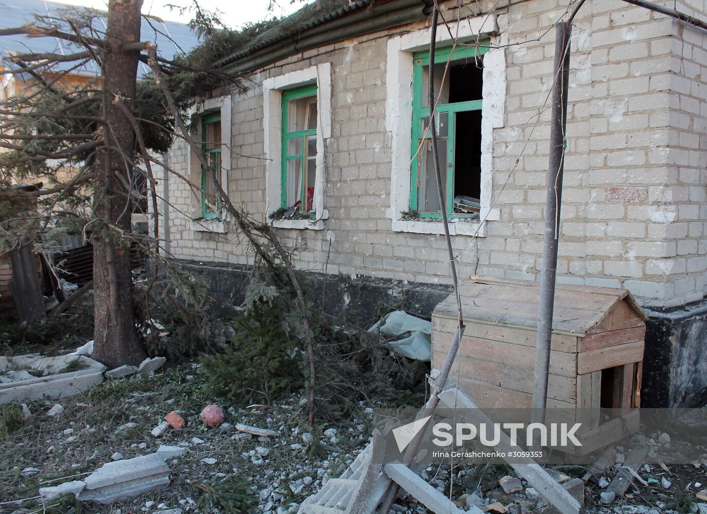Donetsk shelling aftermath